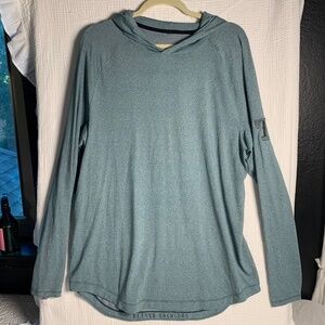 Men’s Lululemon XL blue/green long sleeved hoodie Texas Rangers emblem on sleeve